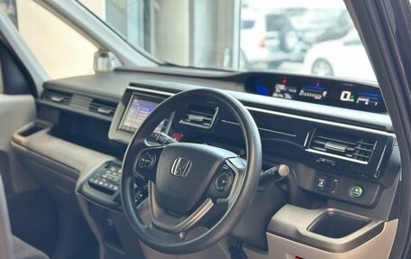 Honda Stepwgn IV, 2015 год, 1 850 000 рублей, 8 фотография