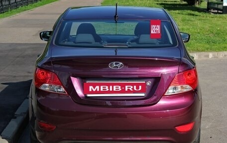 Hyundai Solaris II рестайлинг, 2011 год, 850 000 рублей, 4 фотография