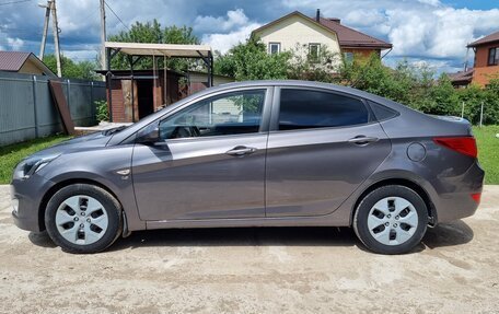 Hyundai Solaris II рестайлинг, 2016 год, 1 300 000 рублей, 2 фотография