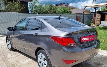 Hyundai Solaris II рестайлинг, 2016 год, 1 300 000 рублей, 3 фотография