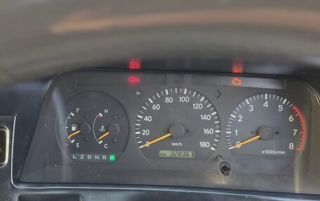Toyota HiAce H100, 1997 год, 980 000 рублей, 11 фотография