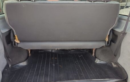 Toyota HiAce H100, 1997 год, 980 000 рублей, 12 фотография