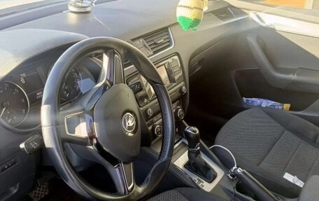 Skoda Octavia, 2015 год, 814 000 рублей, 14 фотография