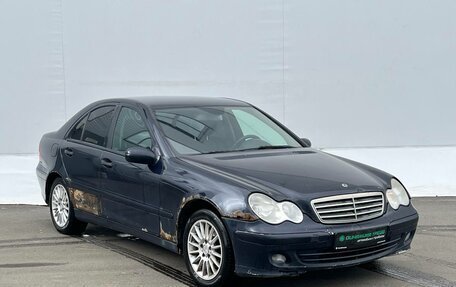 Mercedes-Benz C-Класс, 2006 год, 330 000 рублей, 3 фотография