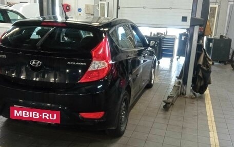 Hyundai Solaris II рестайлинг, 2013 год, 843 000 рублей, 3 фотография