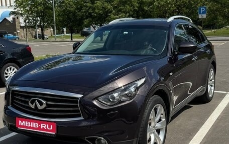 Infiniti FX II, 2013 год, 2 280 000 рублей, 1 фотография