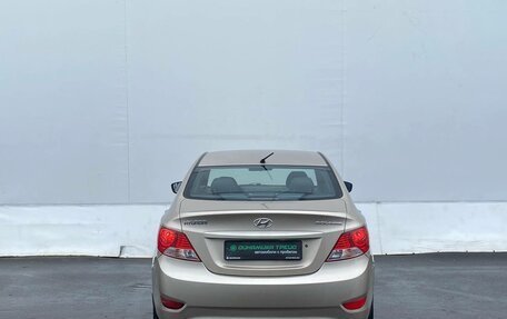 Hyundai Solaris II рестайлинг, 2012 год, 695 000 рублей, 7 фотография