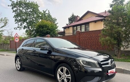 Mercedes-Benz A-Класс, 2015 год, 1 460 000 рублей, 7 фотография