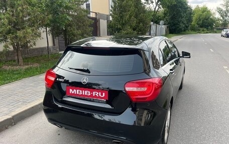 Mercedes-Benz A-Класс, 2015 год, 1 460 000 рублей, 5 фотография