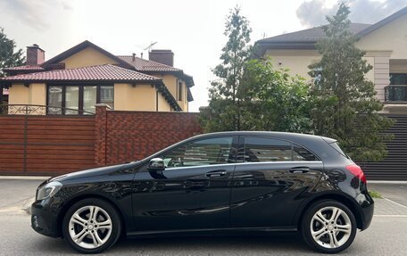 Mercedes-Benz A-Класс, 2015 год, 1 460 000 рублей, 16 фотография
