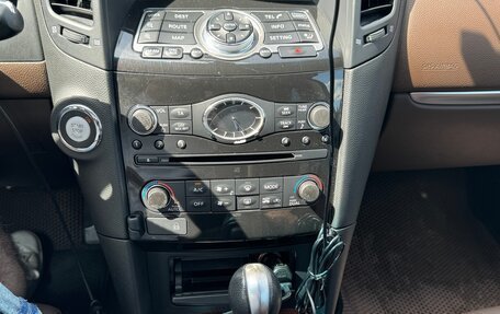 Infiniti FX II, 2013 год, 2 280 000 рублей, 12 фотография