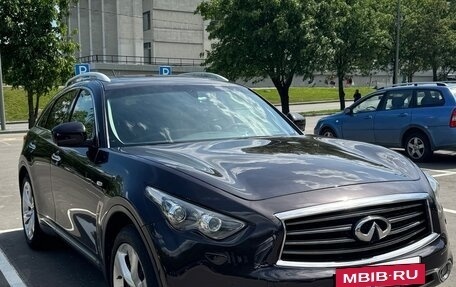 Infiniti FX II, 2013 год, 2 280 000 рублей, 3 фотография