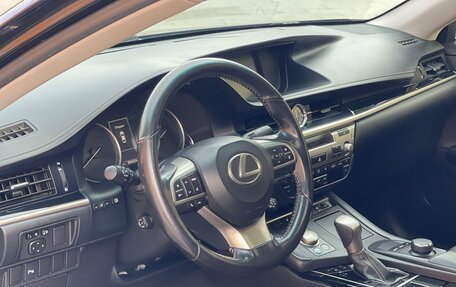 Lexus ES VII, 2017 год, 2 150 000 рублей, 12 фотография