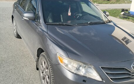 Toyota Camry, 2011 год, 850 000 рублей, 8 фотография