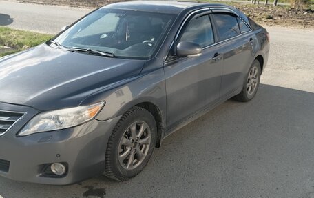 Toyota Camry, 2011 год, 850 000 рублей, 9 фотография
