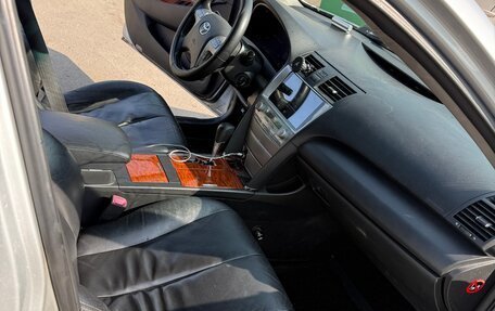 Toyota Camry, 2008 год, 680 000 рублей, 6 фотография