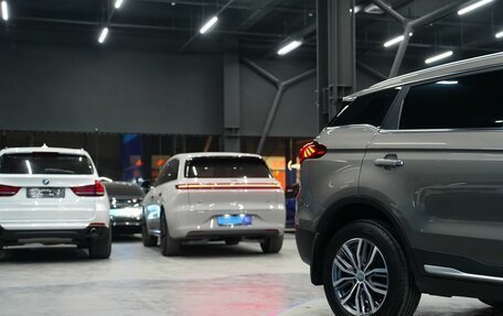 Geely Atlas, 2022 год, 1 800 000 рублей, 25 фотография
