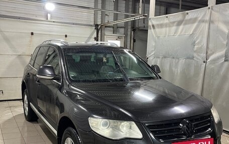 Volkswagen Touareg III, 2007 год, 1 100 000 рублей, 2 фотография