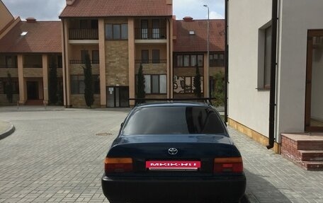 Toyota Corolla, 1995 год, 360 000 рублей, 4 фотография