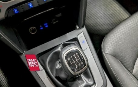 Hyundai Elantra VI рестайлинг, 2017 год, 1 250 000 рублей, 28 фотография