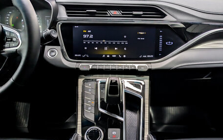Geely Atlas, 2024 год, 2 150 000 рублей, 15 фотография