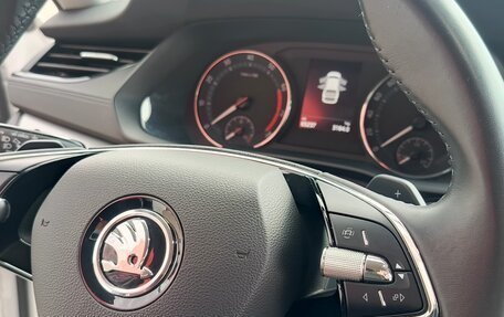 Skoda Octavia IV, 2021 год, 2 300 000 рублей, 17 фотография