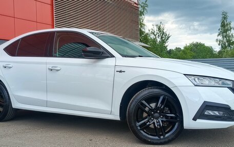 Skoda Octavia IV, 2021 год, 2 300 000 рублей, 21 фотография