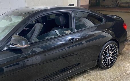 BMW 4 серия, 2015 год, 3 000 000 рублей, 2 фотография