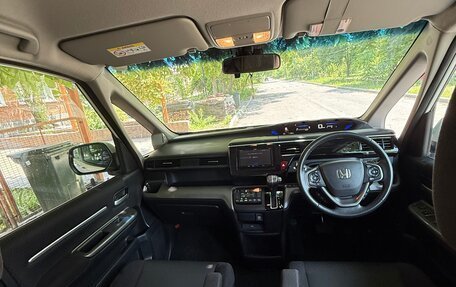 Honda Stepwgn IV, 2019 год, 2 500 000 рублей, 11 фотография
