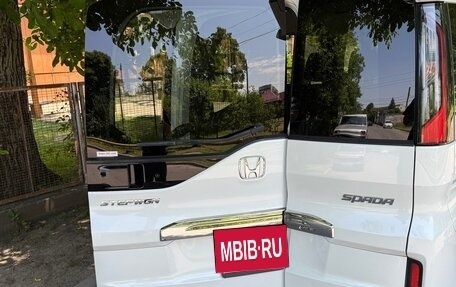 Honda Stepwgn IV, 2019 год, 2 500 000 рублей, 5 фотография