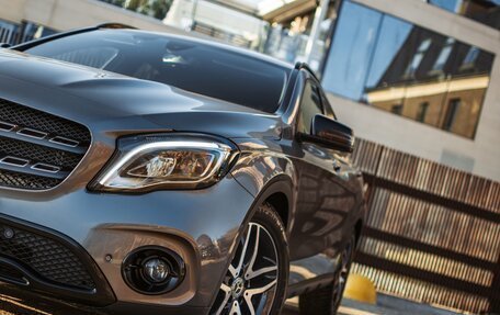 Mercedes-Benz GLA, 2019 год, 3 500 000 рублей, 9 фотография