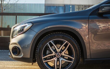 Mercedes-Benz GLA, 2019 год, 3 500 000 рублей, 15 фотография