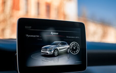 Mercedes-Benz GLA, 2019 год, 3 500 000 рублей, 24 фотография