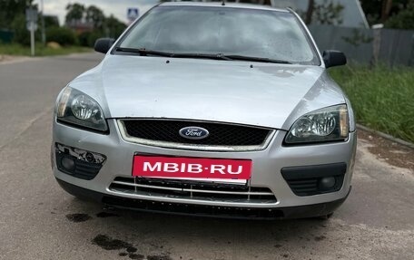Ford Focus II рестайлинг, 2005 год, 280 000 рублей, 2 фотография