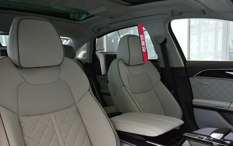Audi A8, 2025 год, 22 479 000 рублей, 14 фотография