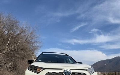 Toyota RAV4, 2021 год, 4 000 000 рублей, 1 фотография