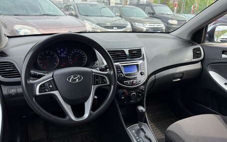 Hyundai Solaris II рестайлинг, 2011 год, 649 000 рублей, 13 фотография