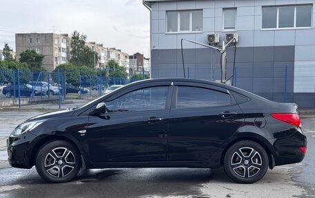 Hyundai Solaris II рестайлинг, 2012 год, 780 000 рублей, 2 фотография