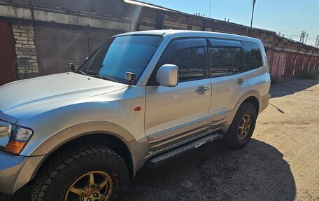 Mitsubishi Pajero III рестайлинг, 2002 год, 900 000 рублей, 30 фотография