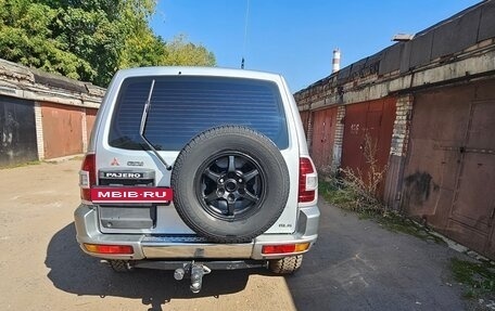 Mitsubishi Pajero III рестайлинг, 2002 год, 900 000 рублей, 28 фотография