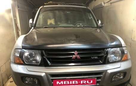 Mitsubishi Pajero III рестайлинг, 2002 год, 900 000 рублей, 29 фотография