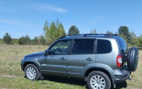 Chevrolet Niva I рестайлинг, 2014 год, 690 000 рублей, 14 фотография