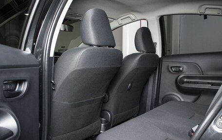 Toyota Aqua I, 2019 год, 1 300 000 рублей, 17 фотография