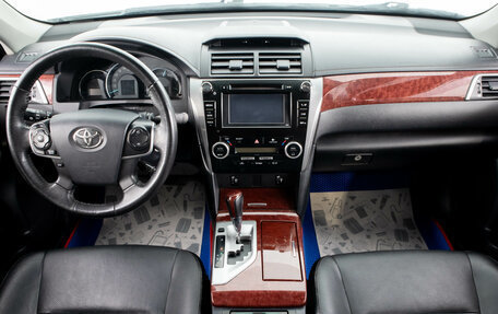 Toyota Camry, 2014 год, 1 849 000 рублей, 9 фотография