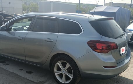 Opel Astra J, 2012 год, 750 000 рублей, 9 фотография