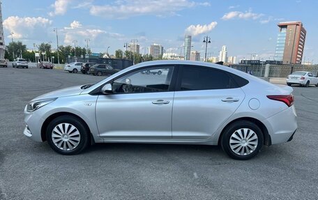 Hyundai Solaris II рестайлинг, 2018 год, 1 275 000 рублей, 3 фотография