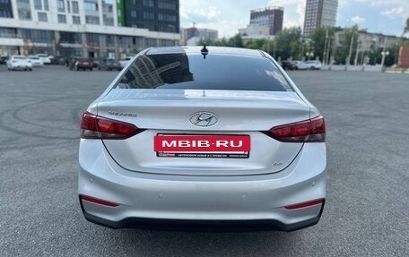 Hyundai Solaris II рестайлинг, 2018 год, 1 275 000 рублей, 5 фотография