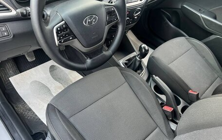 Hyundai Solaris II рестайлинг, 2018 год, 1 275 000 рублей, 10 фотография