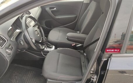 Volkswagen Polo VI (EU Market), 2017 год, 1 240 000 рублей, 3 фотография