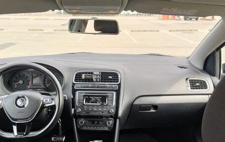 Volkswagen Polo VI (EU Market), 2017 год, 1 240 000 рублей, 10 фотография